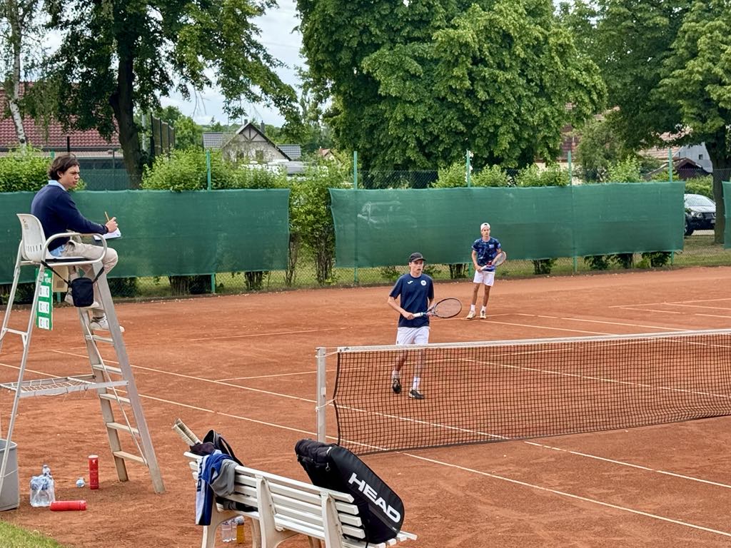 Mateusz Doliński - Mistrz Polski w grze podwójnej, kategoria. młodziki.