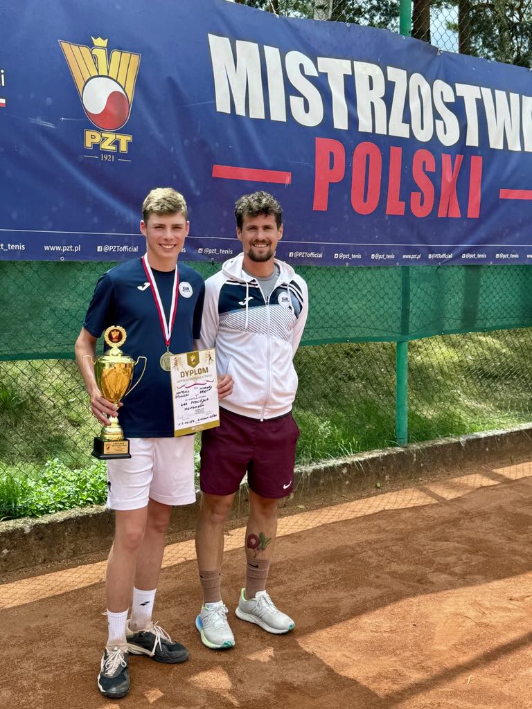 Mateusz Doliński - Mistrz Polski w grze podwójnej, kategoria. młodziki.